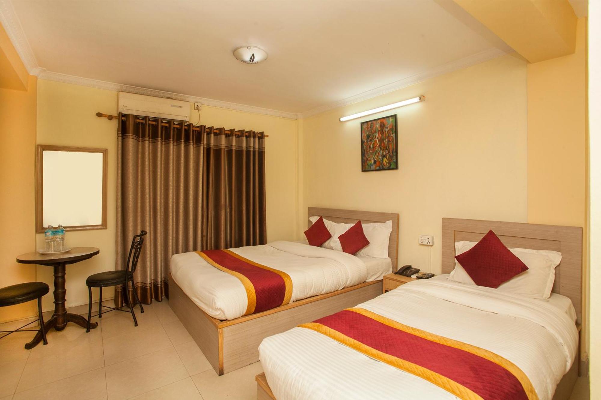 Hotel Mountain Gateway Kathmandu Exterior photo