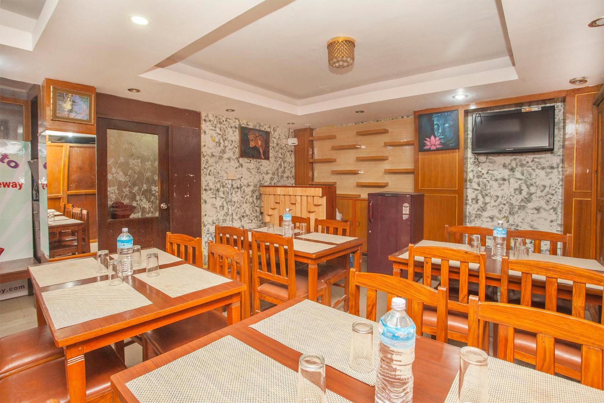 Hotel Mountain Gateway Kathmandu Exterior photo