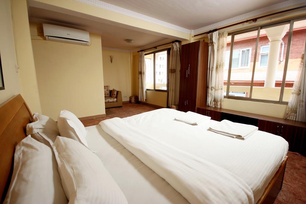 Hotel Mountain Gateway Kathmandu Exterior photo